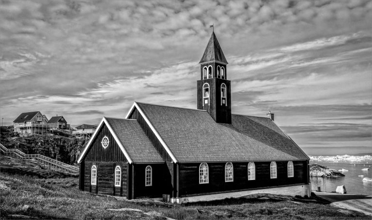SALON B&W - Bonnie Forman-Franco: Center of Spirituality