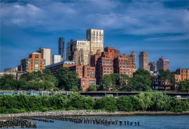 Buildings On New York Waterways - Photographer: Ellen Dunn
