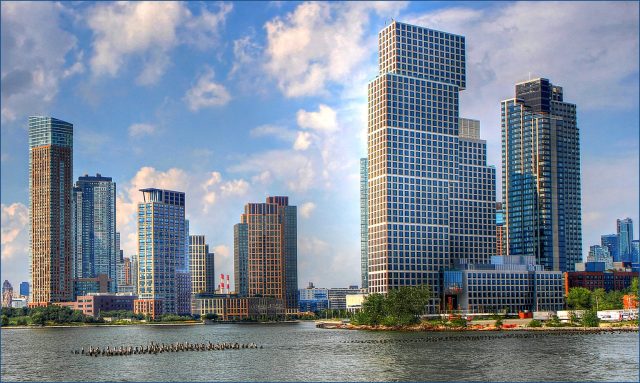 Architecture On The NY Waterways - Photographer: Valerie DeBiase