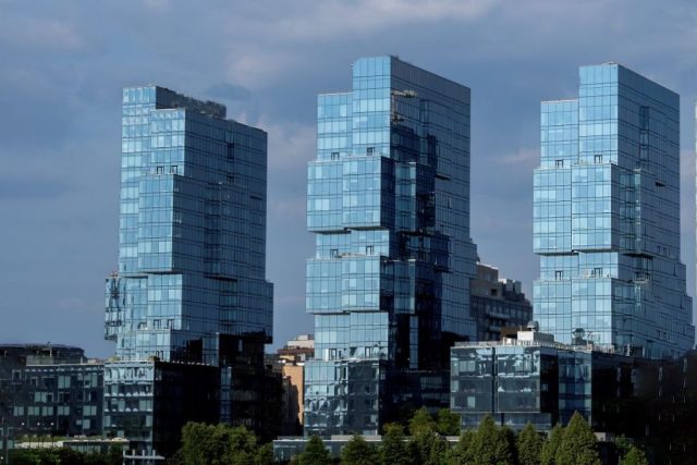 Triplets - Photographer: Jessie McGuire Triplets - Photographer: Jessie McGuire